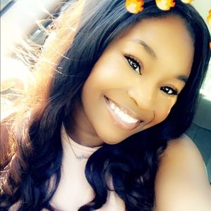 Meet your Posher, Jasmin